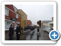 Svrnets Tamburkorps var stillet op til march i regnvejr